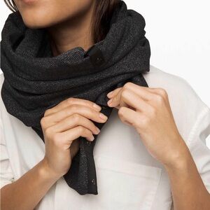 “Champion”  Vinyasa Scarf